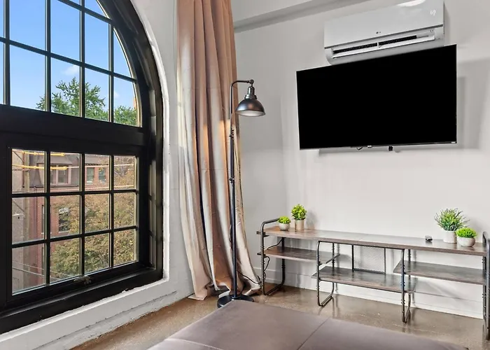 Apartment West Loop Loftsleeps 4, Parking, Pool, & Rooftops Chicago